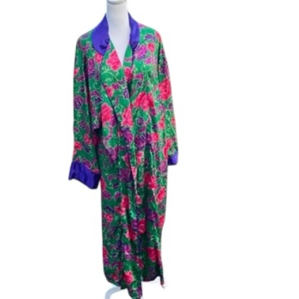 Victoria Secret Floral Green‎ and Purple Women's Robe Missing Belt Large